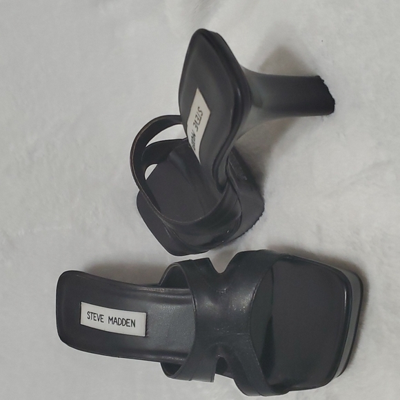 STEVE MADDEN Open toe block heel sandal 8.5M black (Ss12) - Picture 1 of 8